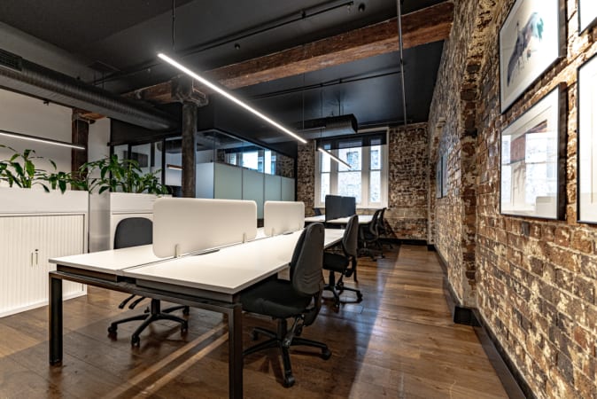 Image 1 of 10 Workstations on an open-plan space