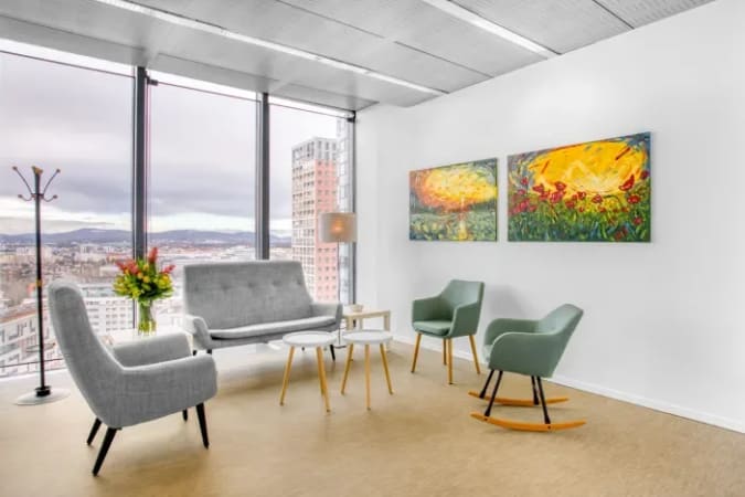 Image 1 of 4 Person External Private Office