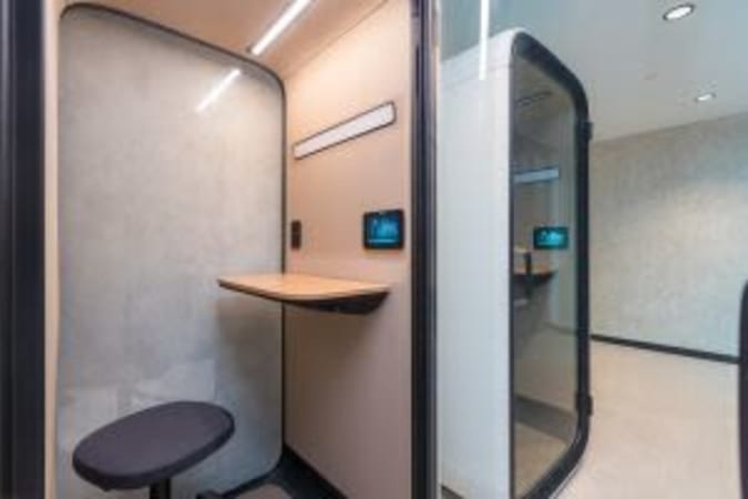 Image 1 of 1 Person Internal Private Office
