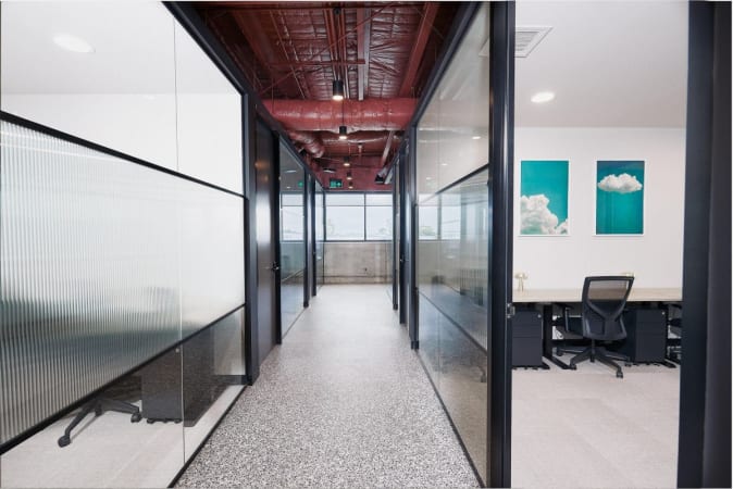 Image 1 of 7 Person External Office in Slacks Creek