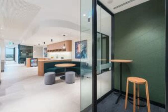 Image 1 of 4 Person External Private Office