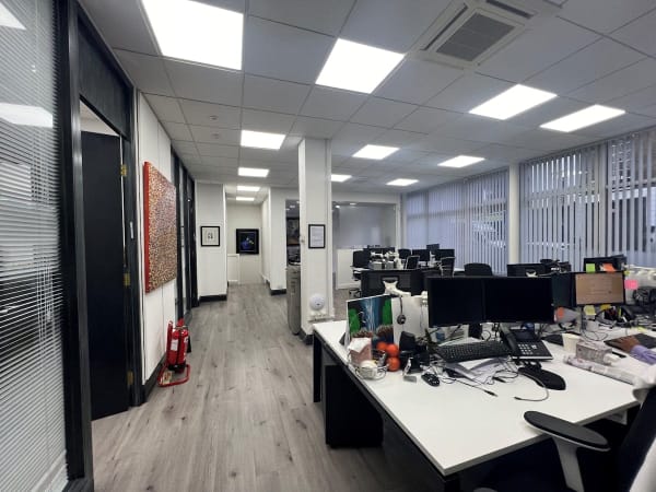 Image 1 of 31 Person Managed Office with 2 Meeting Rooms in London | 2,317 Sq. Ft.