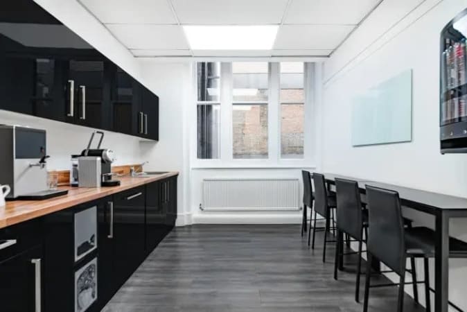 Image 1 of 7 Person External Private Office in London