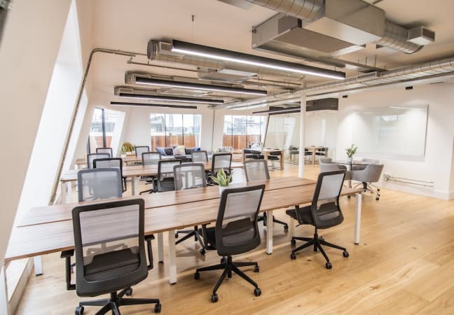 Image 1 of 31 Person Managed Office with Meeting Room | 1,863 Sq. Ft.