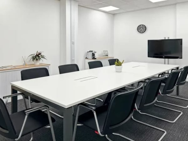 Image 1 of 7 Person Internal Private Office