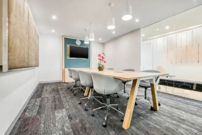 Image 1 of 7 Person External Private Office