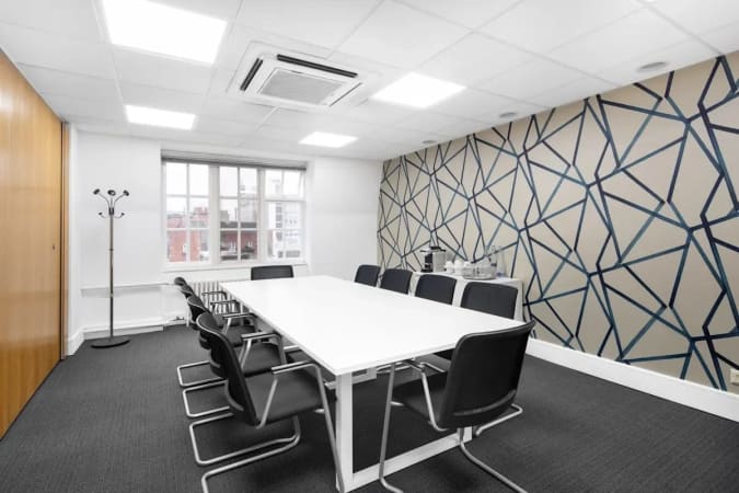 Image 1 of 10 Person External Private Office in London