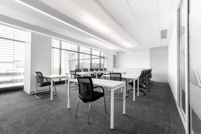 Image 1 of 14 Person Window Office 