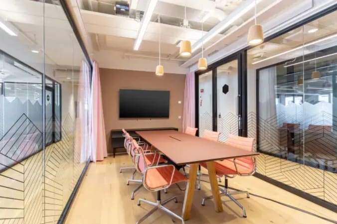 Image 1 of 2 Person External Private Office