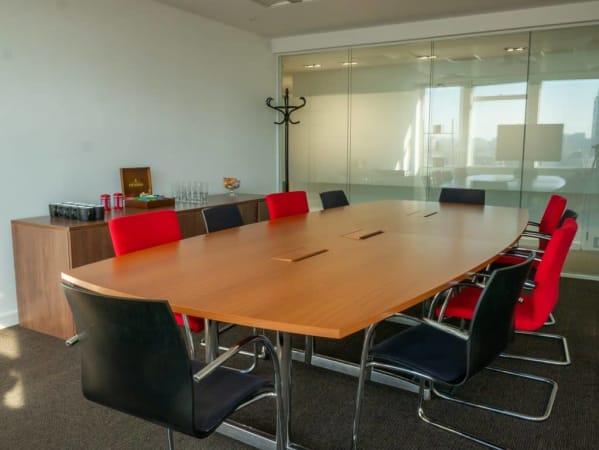 Image 1 of Private Office for 12 People | 445 Sq. Ft.