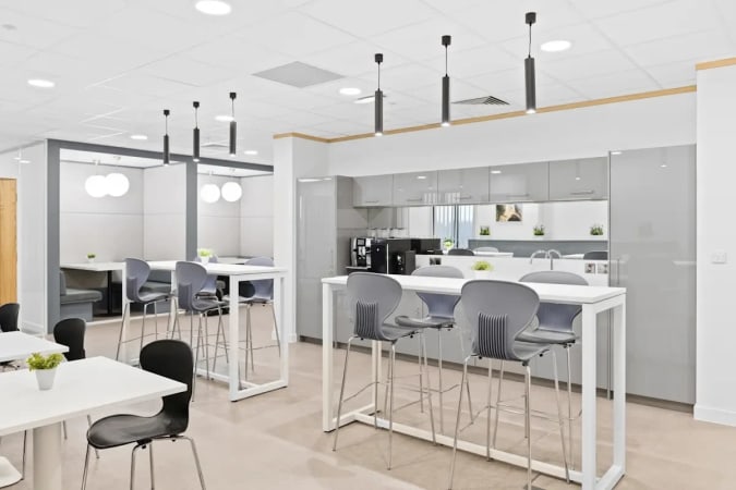 Image 1 of 7 Person External Private Office