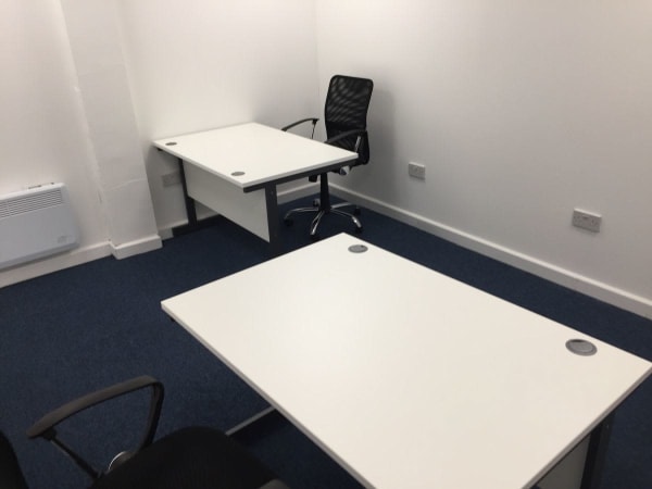 Image 1 of 1 Person Coworking Desk