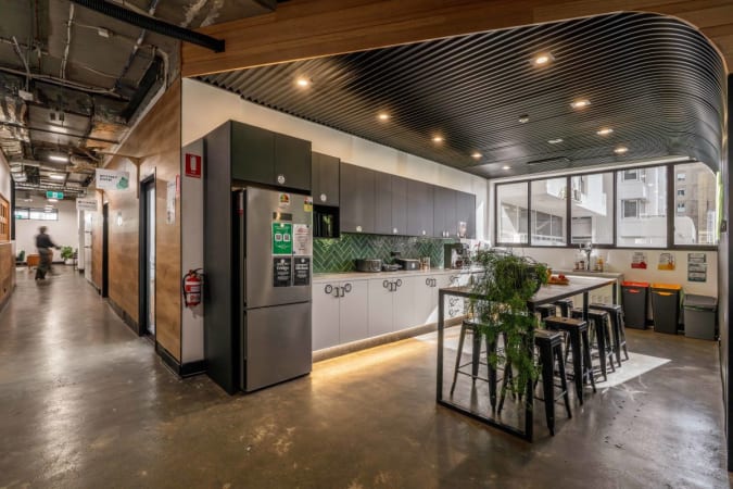 Image 1 of 7 Person Serviced Office