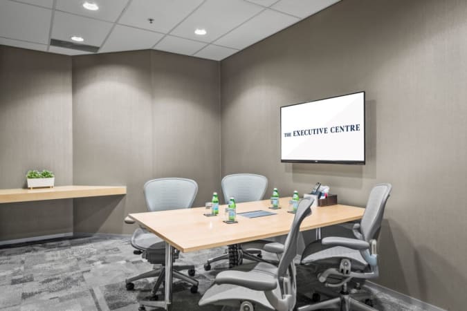 Image 1 of 2 Person External Private Office