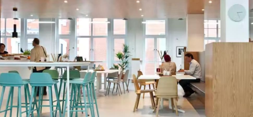 Image 1 of 7 Person Window Office Available