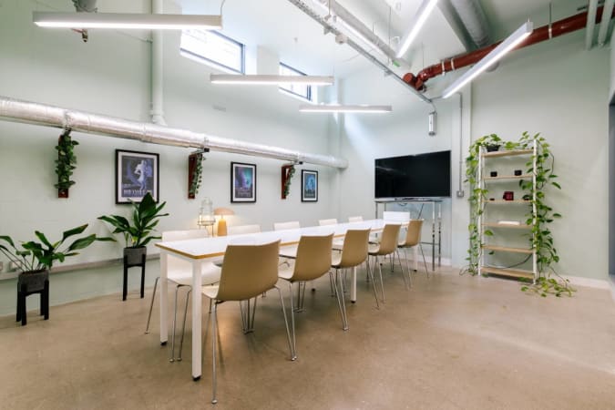 Image 1 of 10 Person Private Office in London    