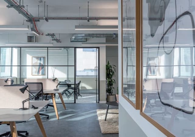 Image 1 of 25 Person Managed Office in London | 1,464 Sq. Ft.