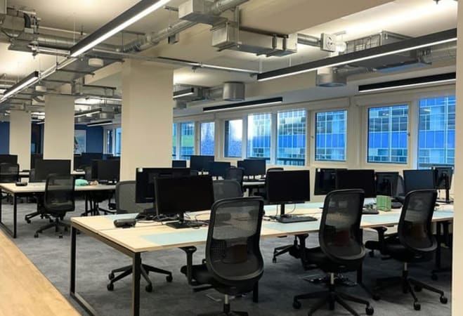Image 1 of 30 Person External Managed Office with 10 Meeting Rooms | 5,737 sqft
