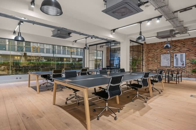 Image 1 of 30 Person External Managed Office with 2 Meeting Rooms, and Breakout Space | 2,386 sq ft