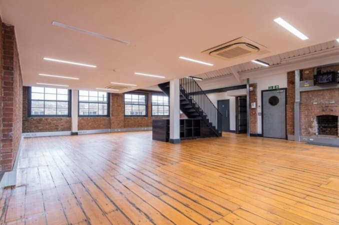 Image 1 of 25 Desks Managed Office in London | 2,140 Sq Ft