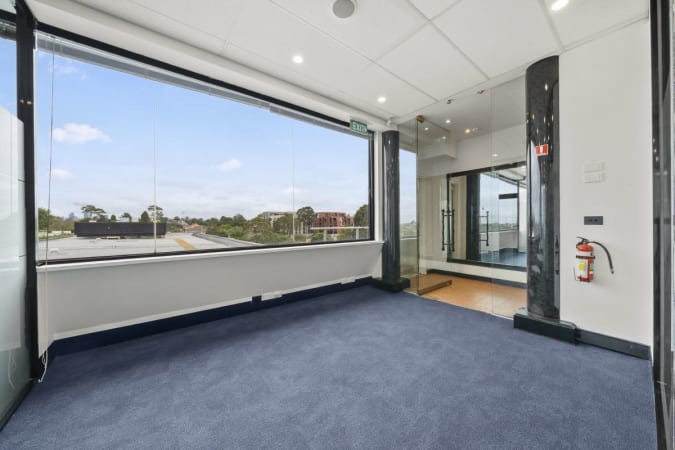 Image 1 of Private offices for up to 3 people in Kew, Vic for $1,500/ month +gst