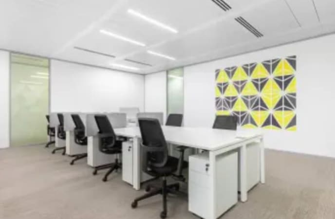 Image 1 of 7 Person Internal Private Office in London