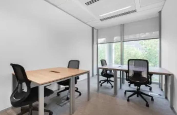 Image 1 of 2 Person External Private Office in London