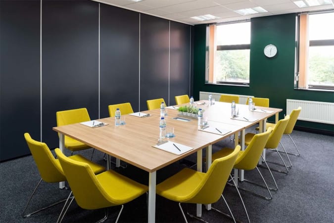 Image 1 of 5 Person Private Office in Doncaster | 177 Sq. Ft.