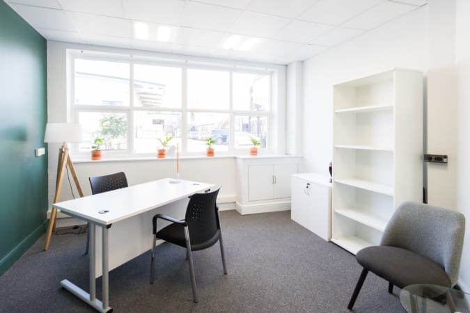 Image 1 of 7 Person Private Office | 275 Sq. Ft.