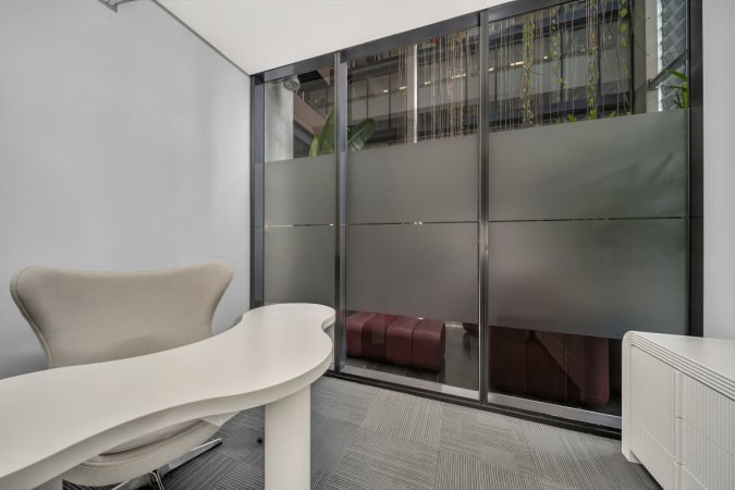 Image 1 of Premium office space opposite metro station