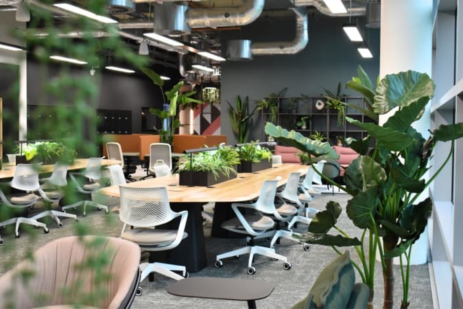Image 1 of Coworking Open Desk Essential