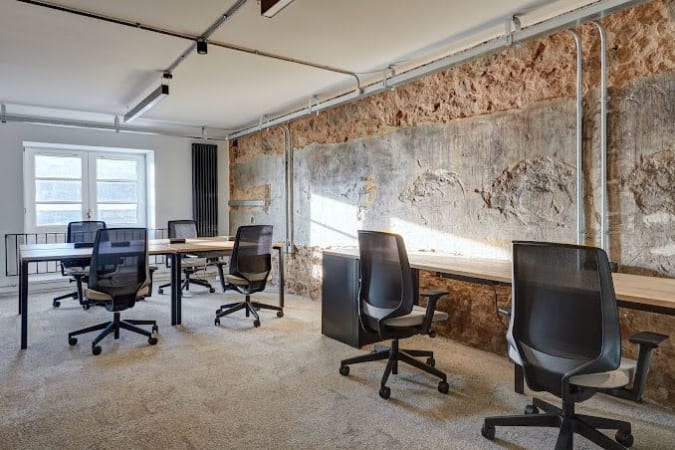 Image 1 of 5 Person Private Office