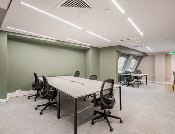 Image 1 of 10 Person Managed Office in London | 554 sqft