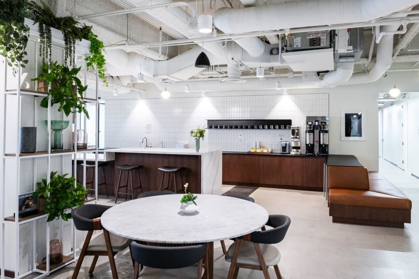 Image 11 of 444 South Flower Street, Los Angeles