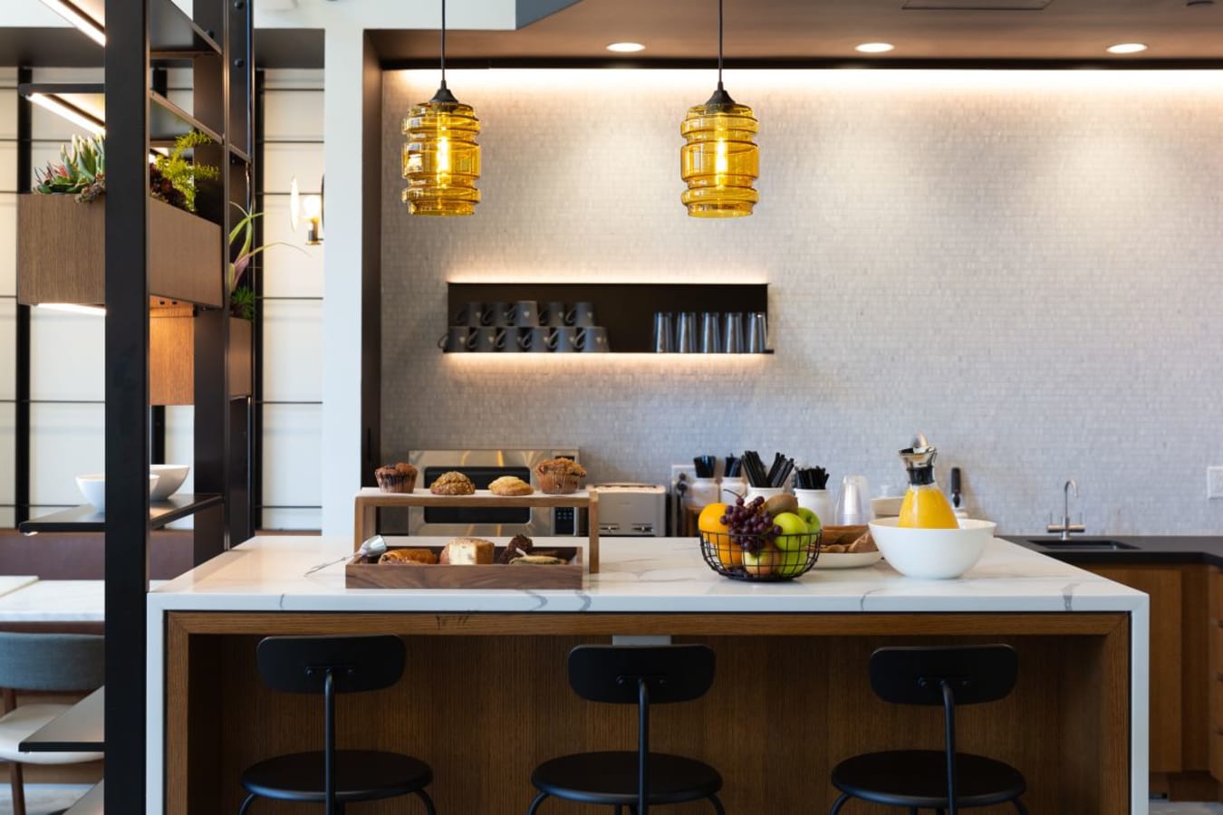 Image 3 of 855 Boylston Street, Boston