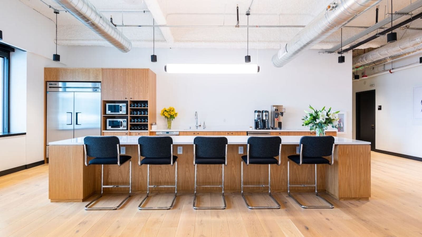 Image 3 of 1600 7th Avenue Suite 1100, Seattle