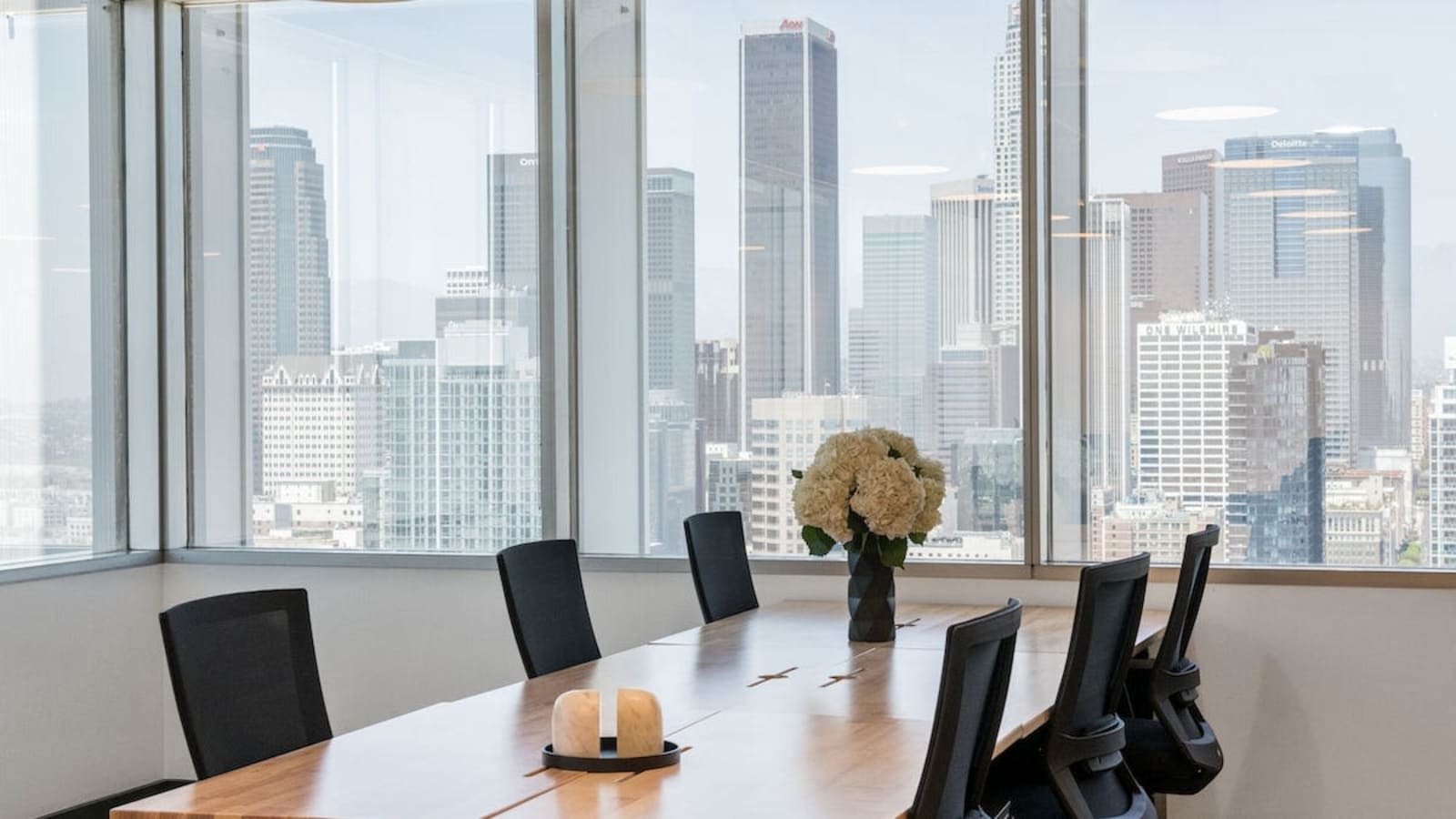 Image 2 of 1150 South Olive Street, Los Angeles