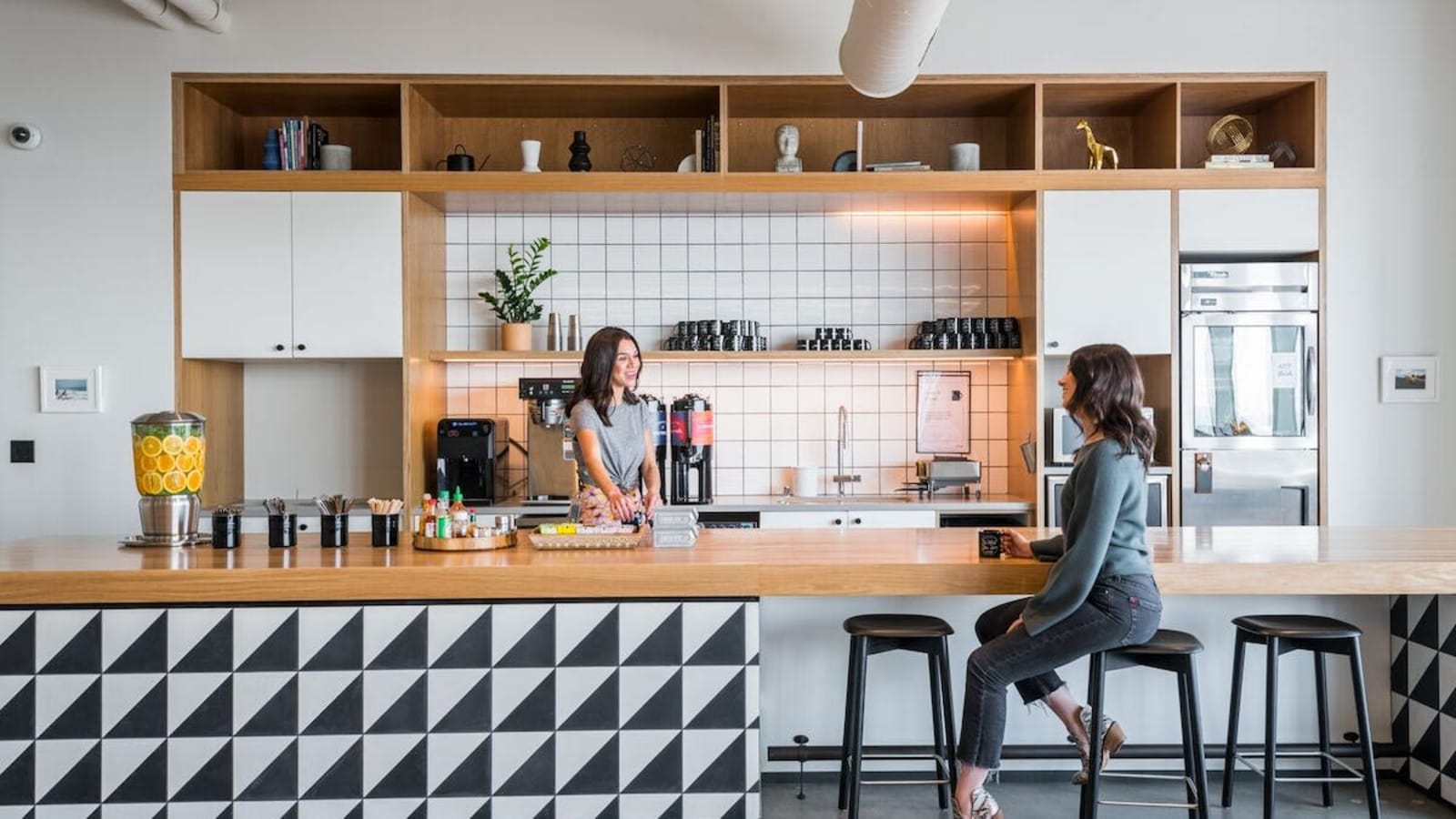 Image 12 of 400 Spectrum Center Drive, Irvine