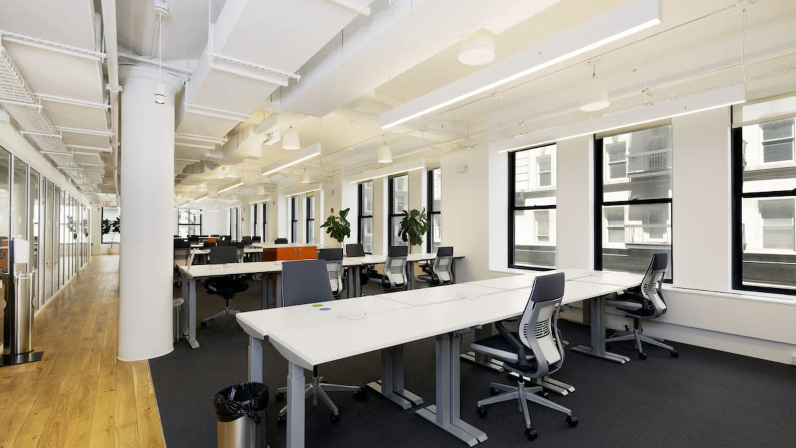 Image 2 of 71 5th Ave, New York