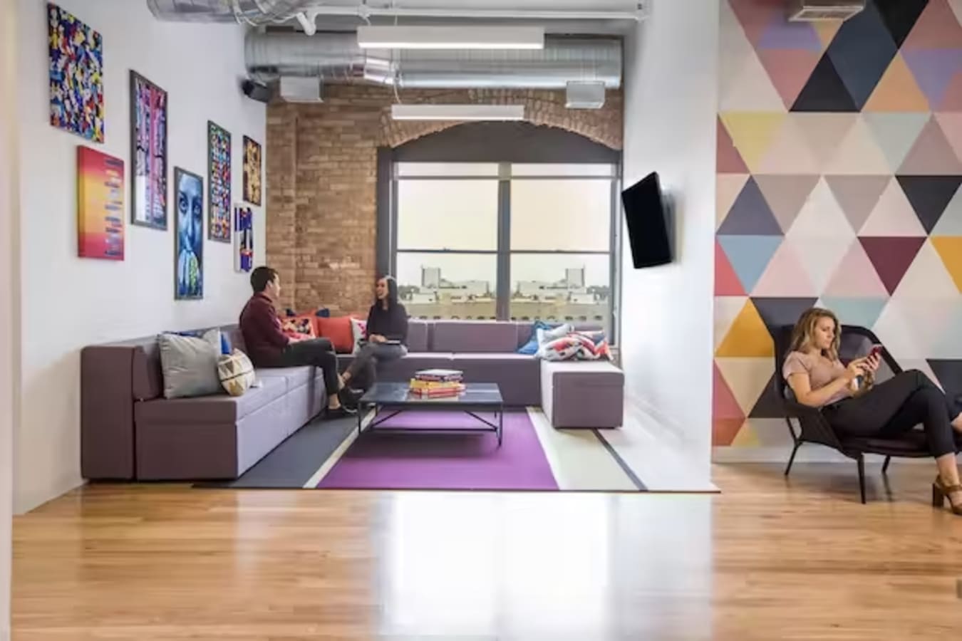 Image 2 of 811 West 7th Street, Los Angeles