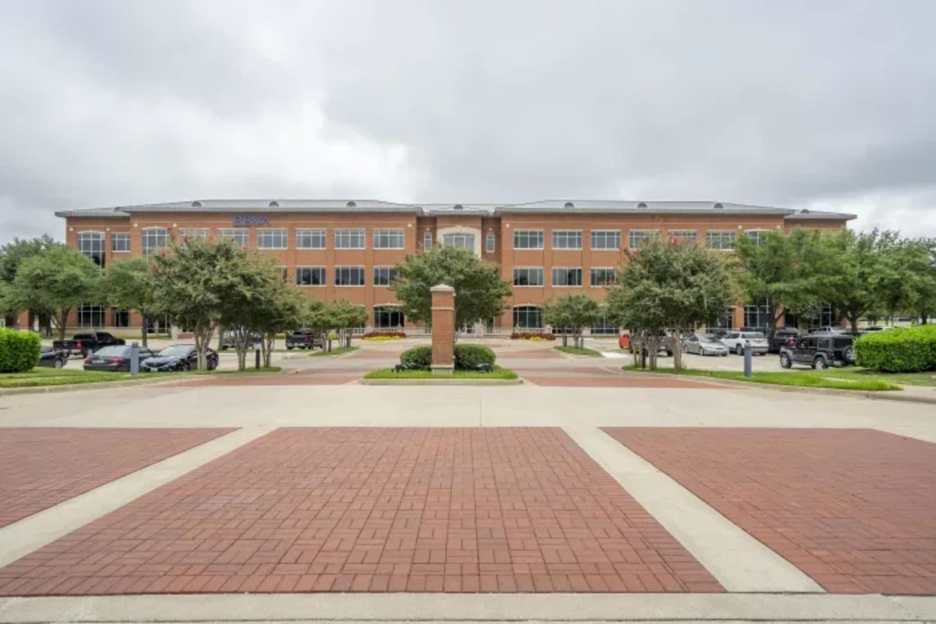 Image 3 of 4500 Mercantile Plaza, Arlington