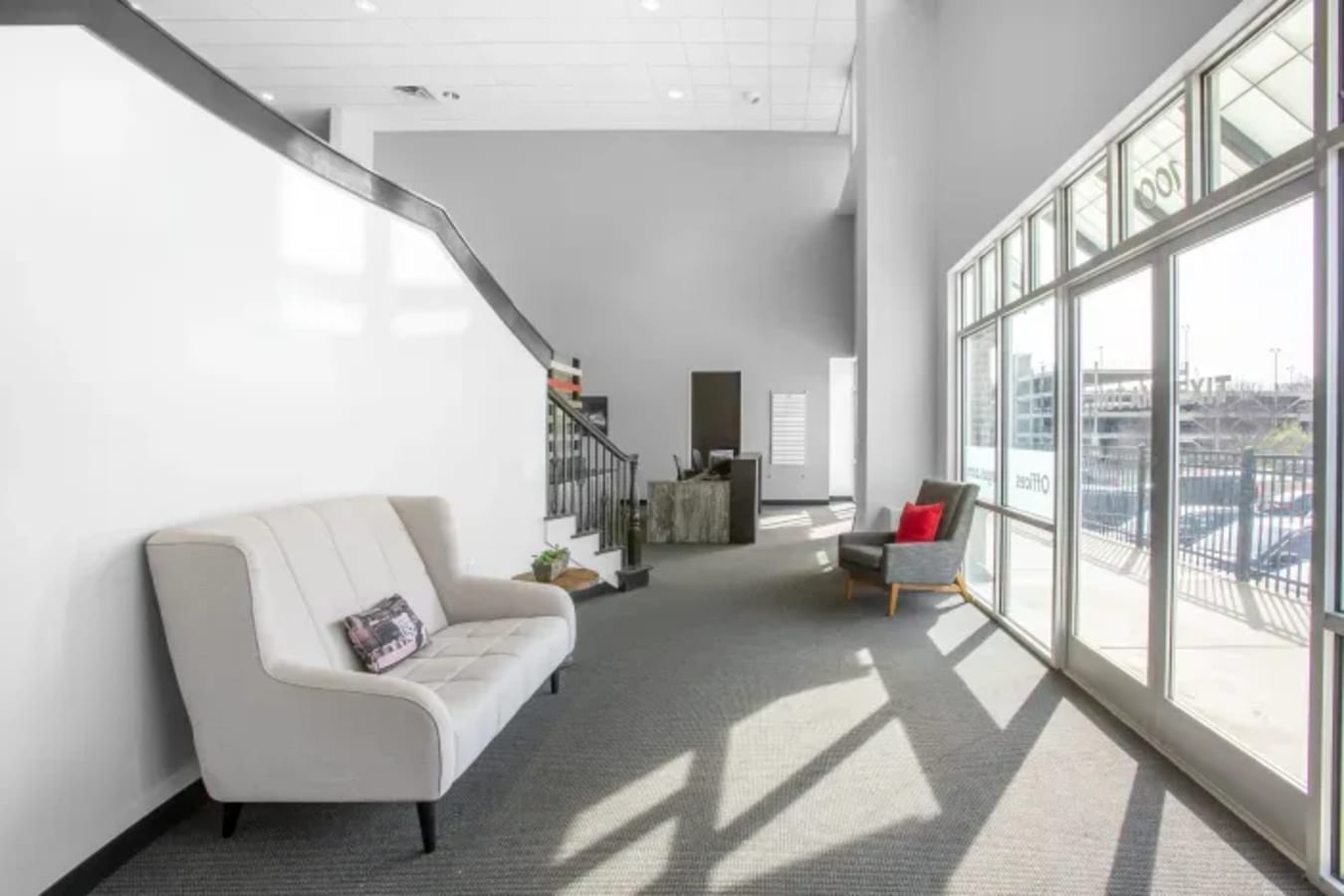 Image 3 of 8211 East Regal Boulevard, Tulsa