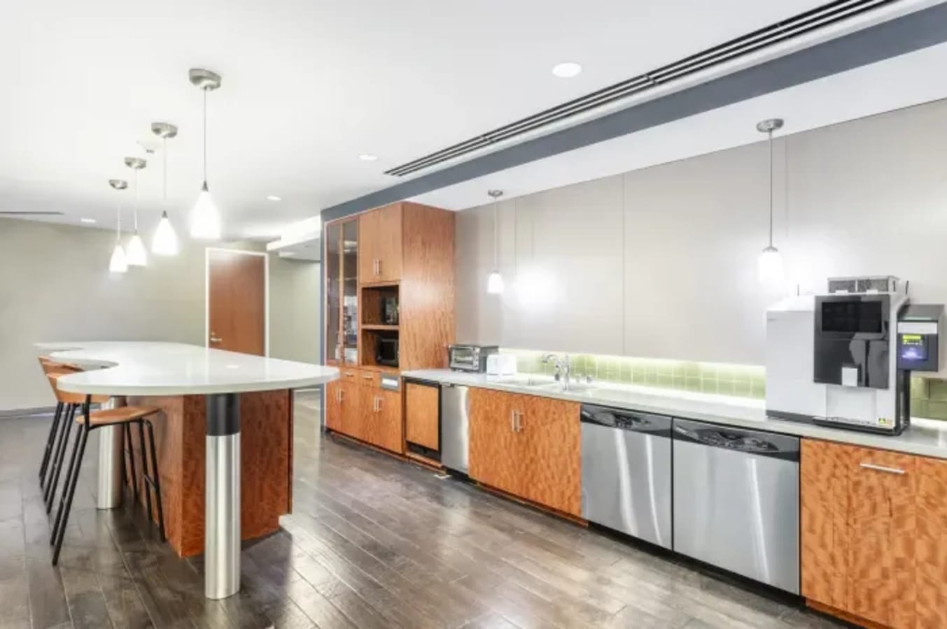 Image 7 of 18W140 Butterfield Road, Oakbrook Terrace