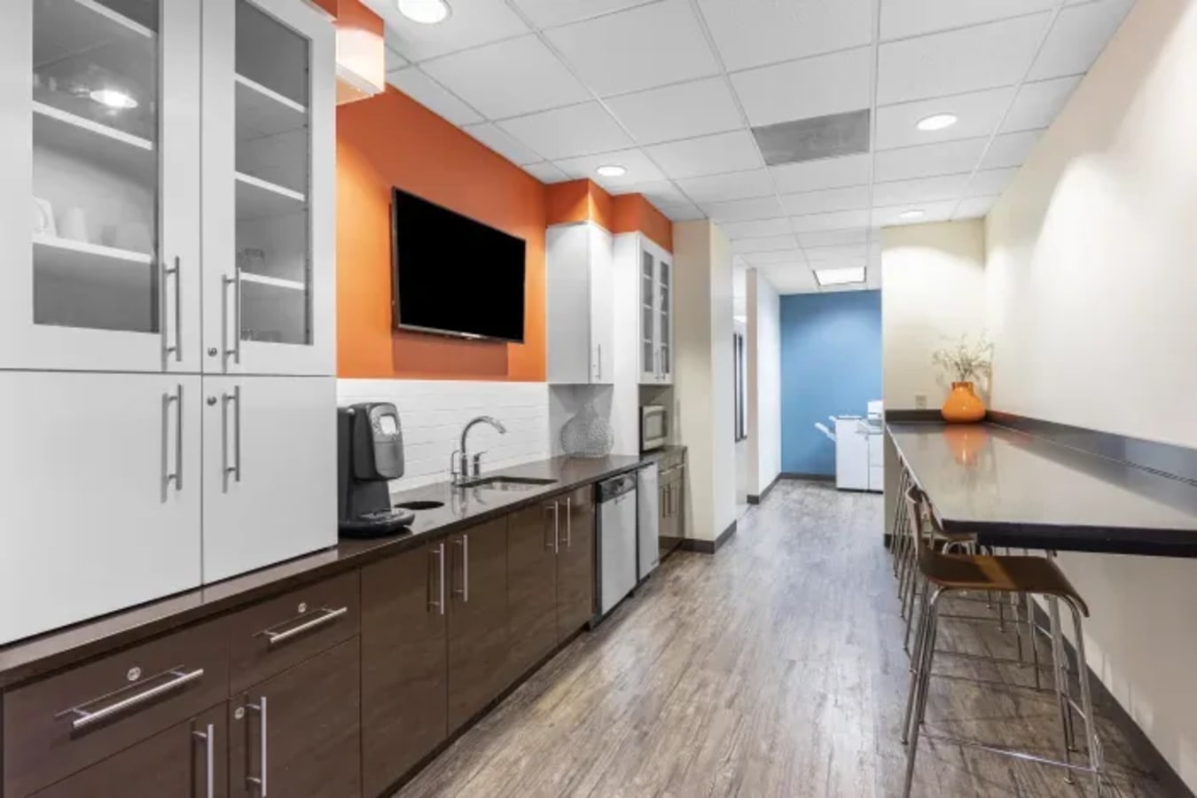 Image 4 of 5555 Glenridge Connector, Atlanta