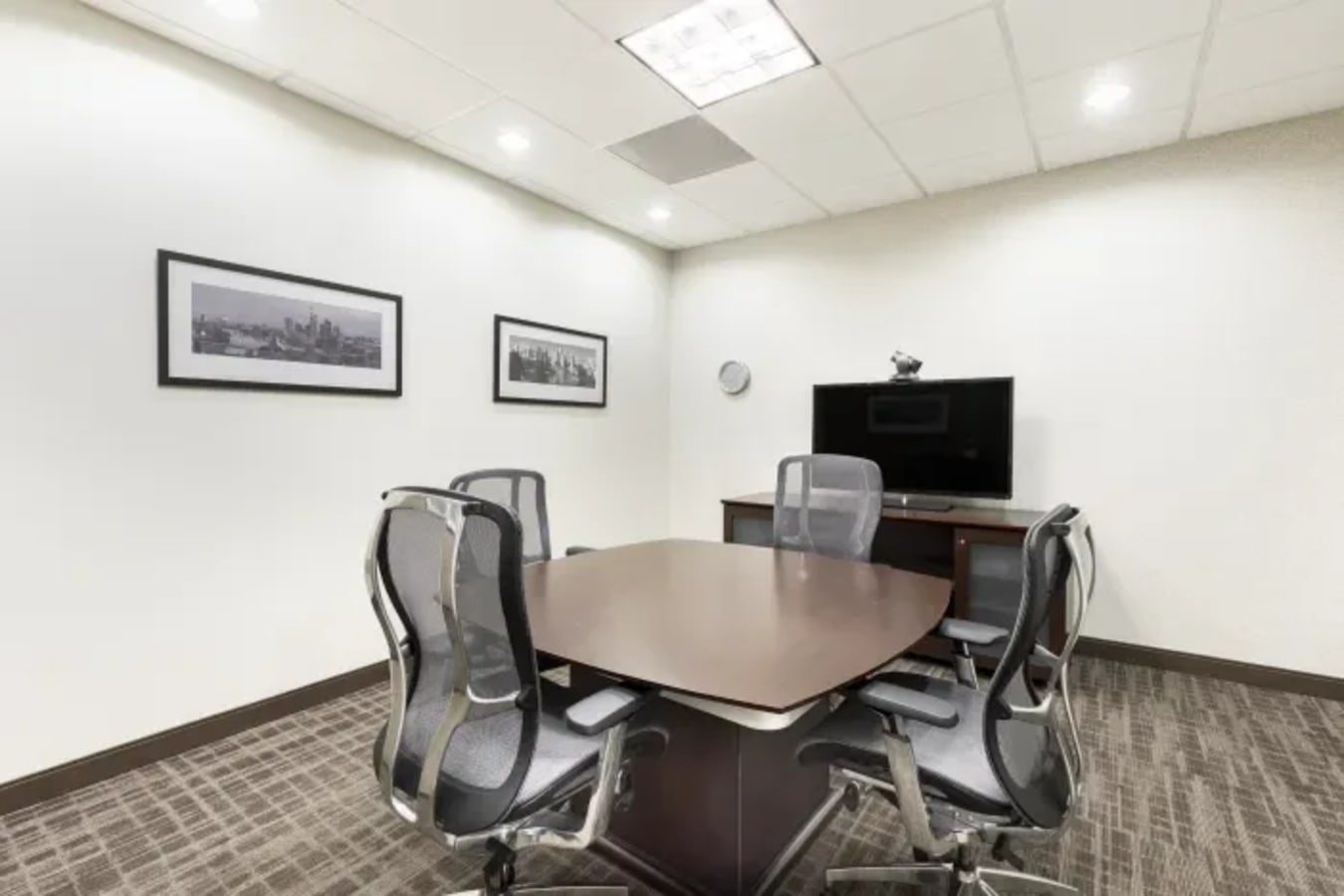 Image 4 of 1000 Parkwood Circle, Atlanta