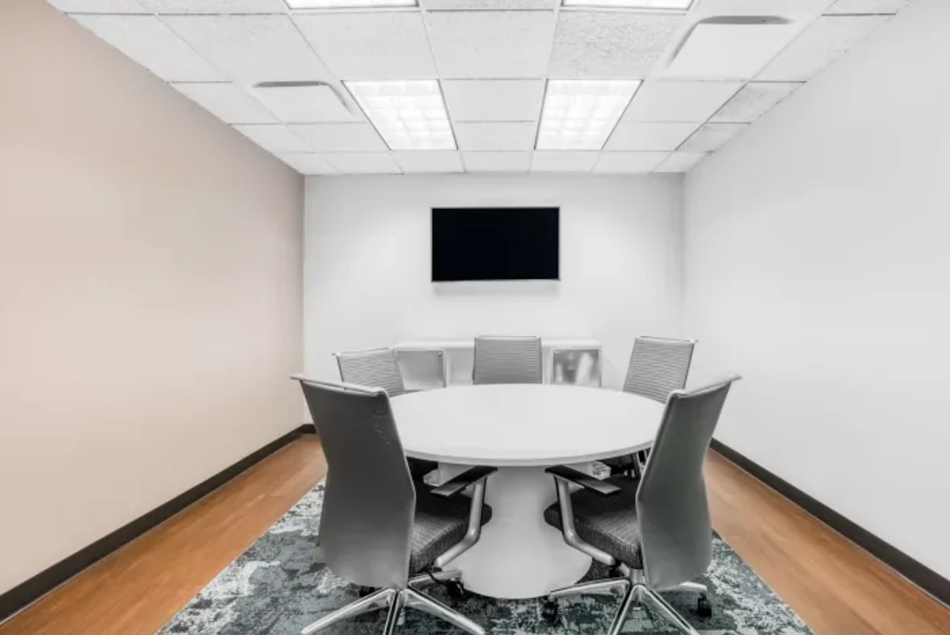 Image 1 of 5 Revere Drive, Northbrook