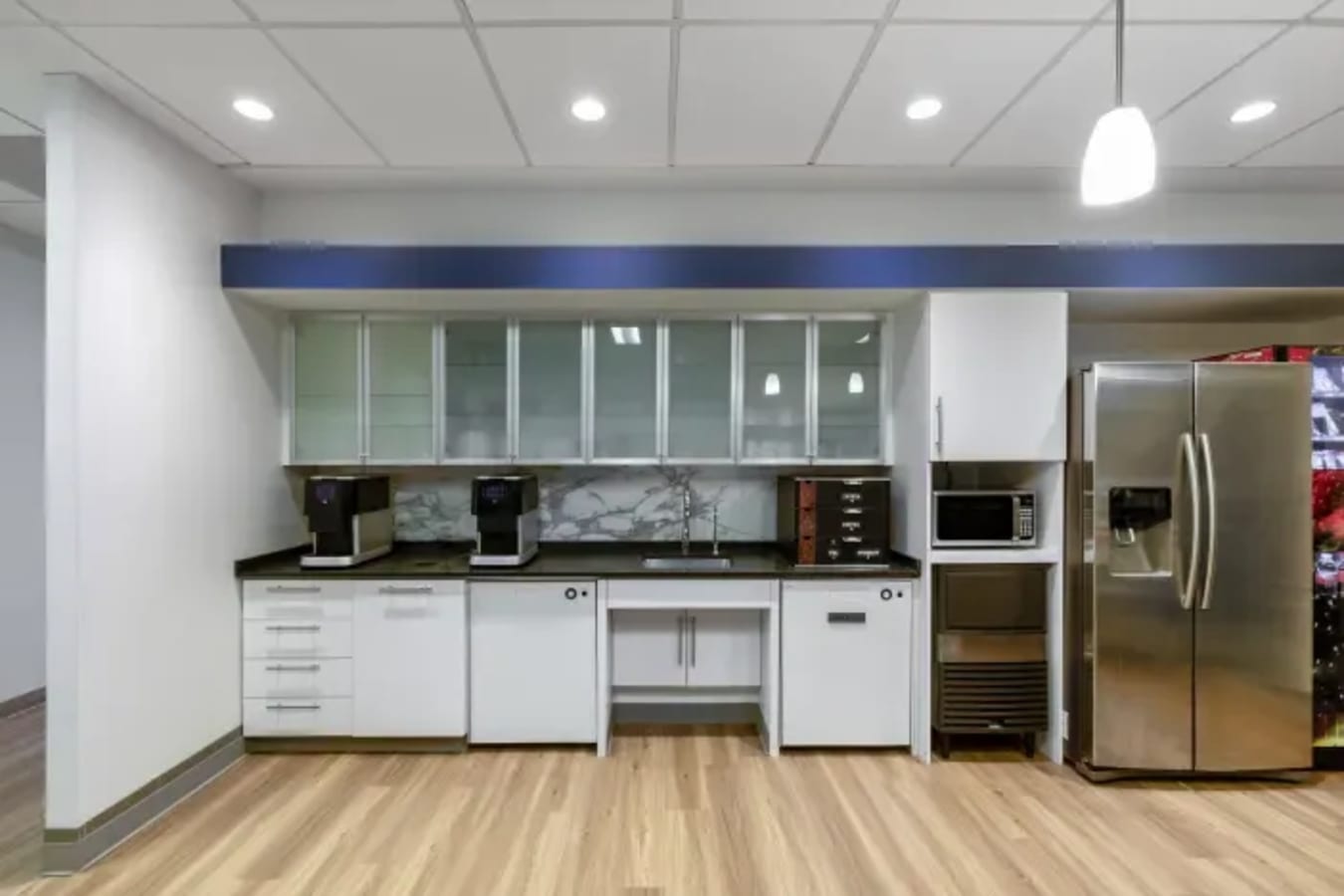 Image 7 of 10497 Town and Country Way, Houston