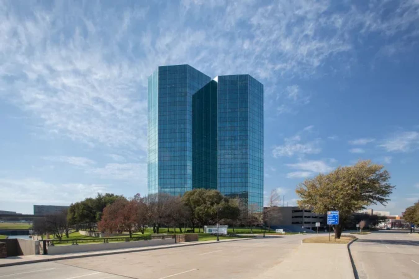 Image 3 of 222 West Las Colinas Boulevard, Irving