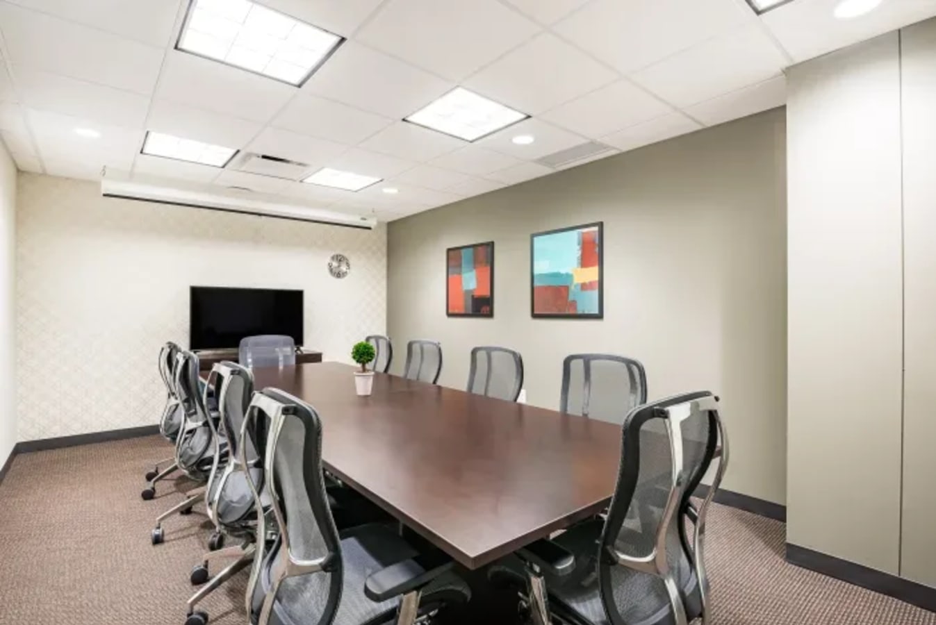 Image 4 of 41000 Woodward Avenue, Bloomfield Township