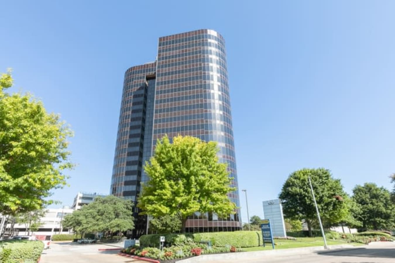 Image 8 of 363 North Sam Houston Parkway East, Houston